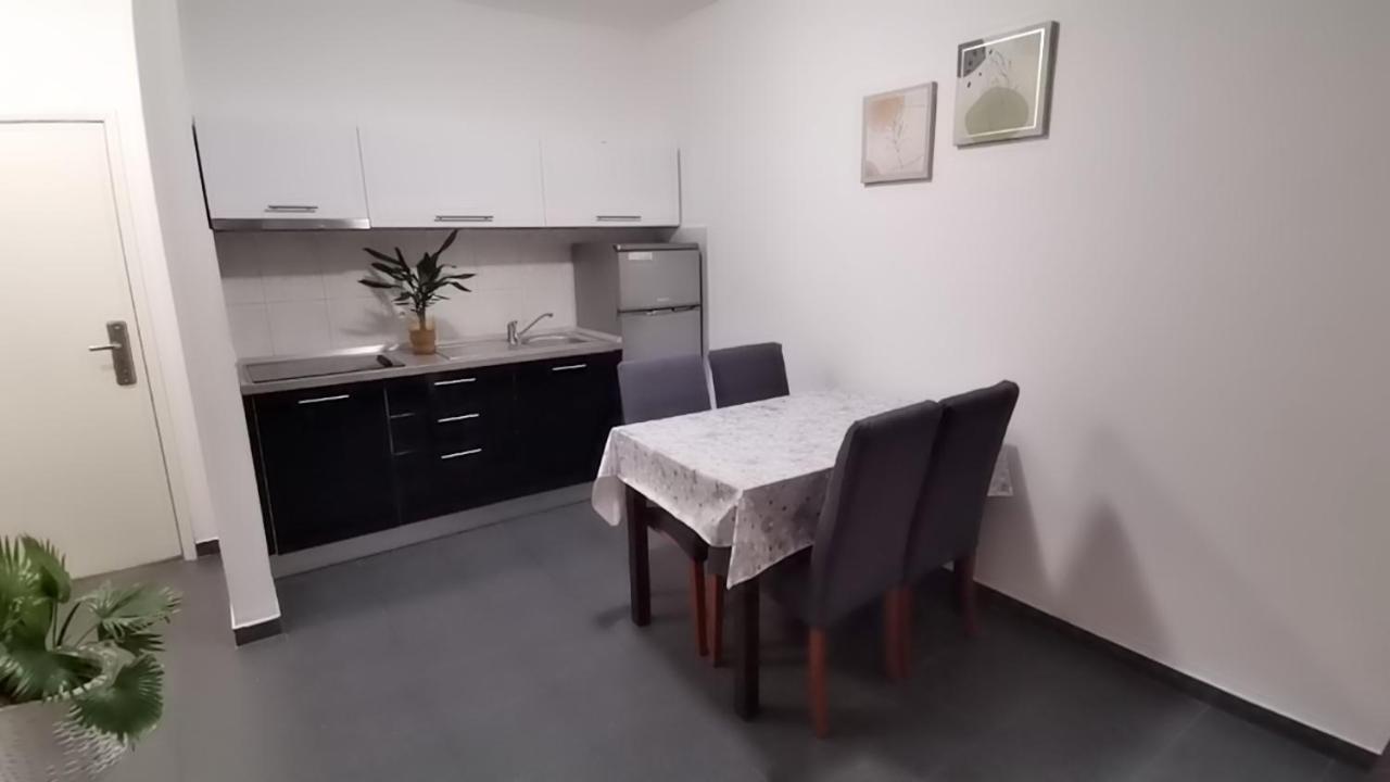 Apartment Zatonka 2 Zaton  Luaran gambar